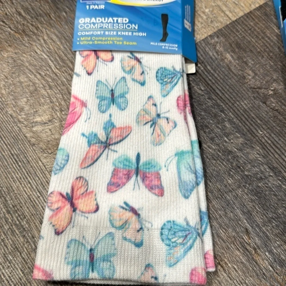 - Dr.Schoolls comfort and energy knee high socks